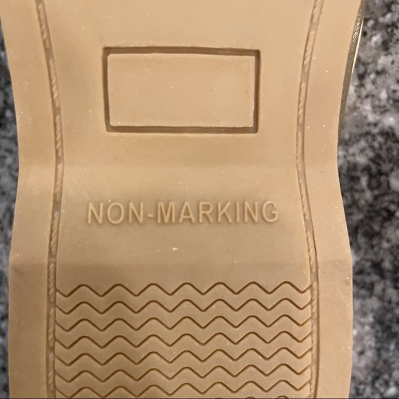 4 Little Miss Matched Girls Youth Gold Metallic Boat Shoes - Picture 7 of 8